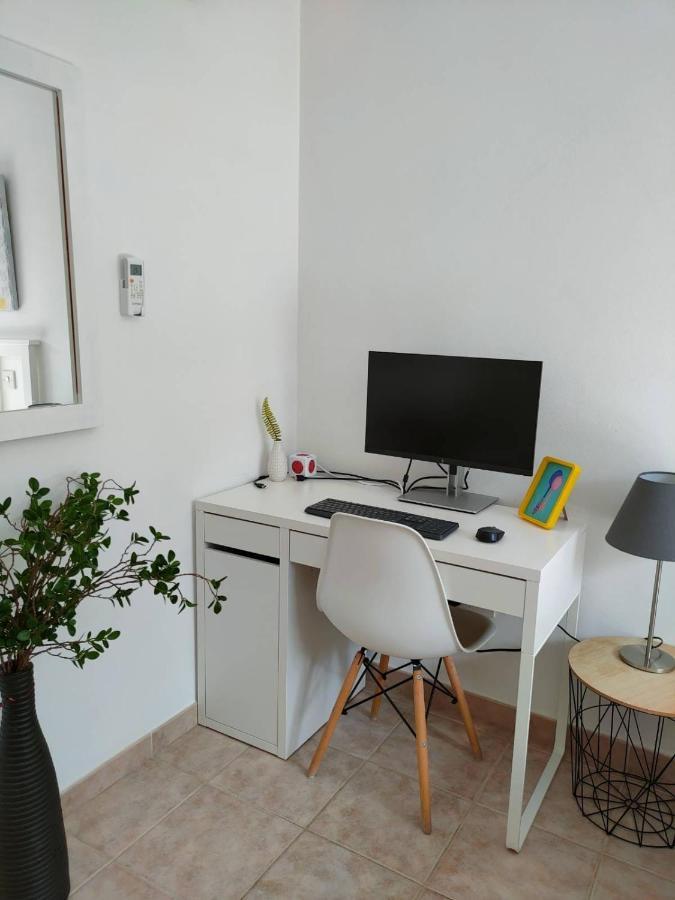 Paphos Pafia Modern Apartment מראה חיצוני תמונה