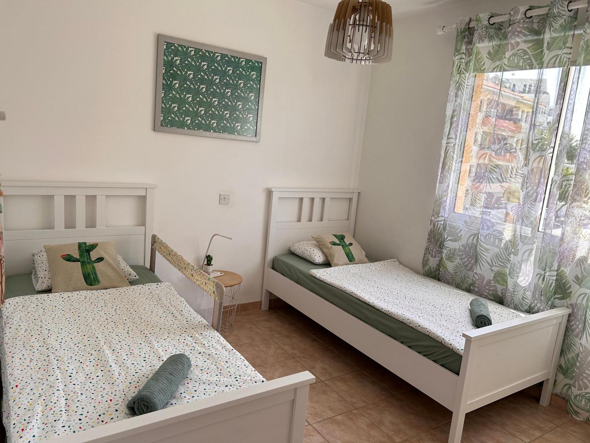 Paphos Pafia Modern Apartment מראה חיצוני תמונה